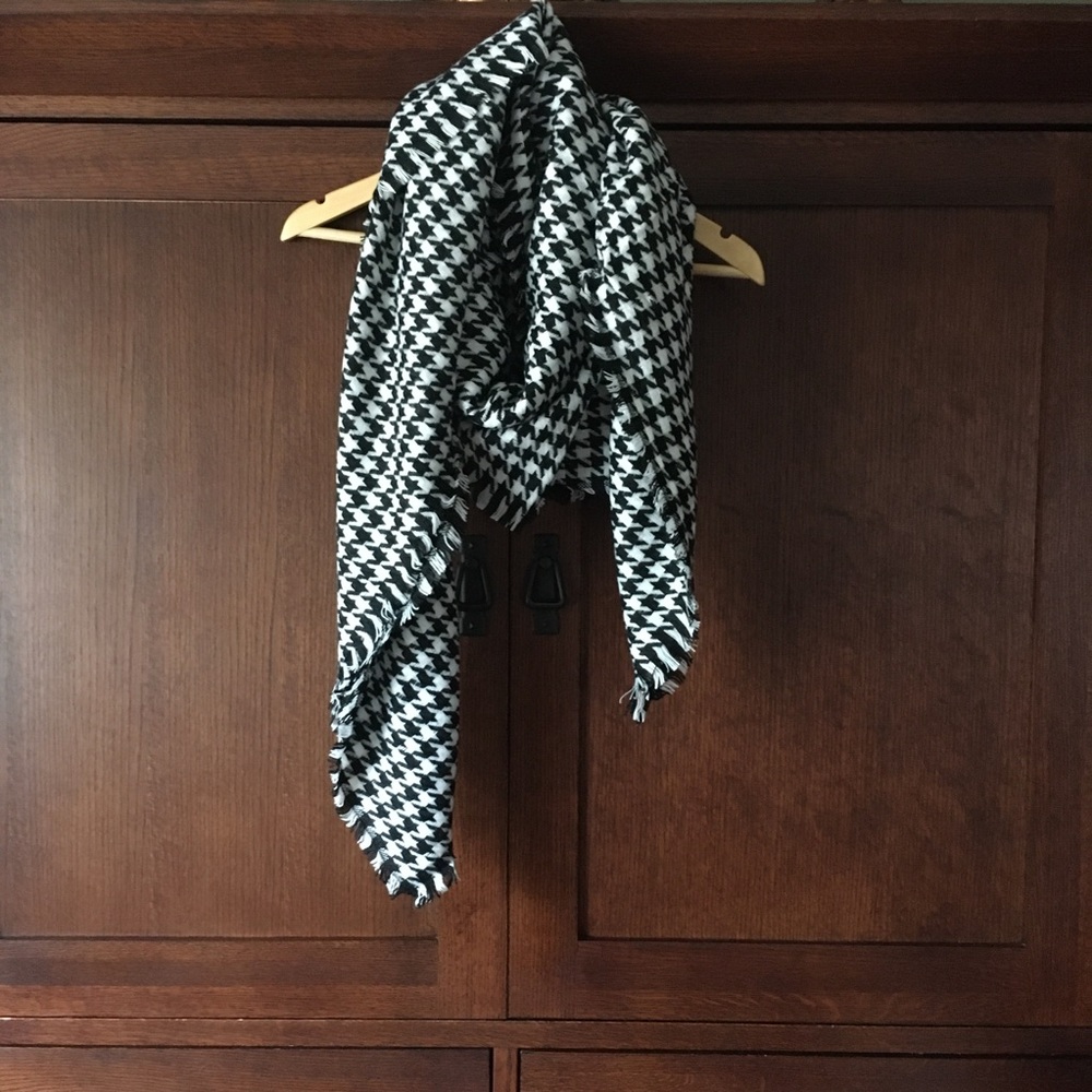 Houndstooth large blanket scarves